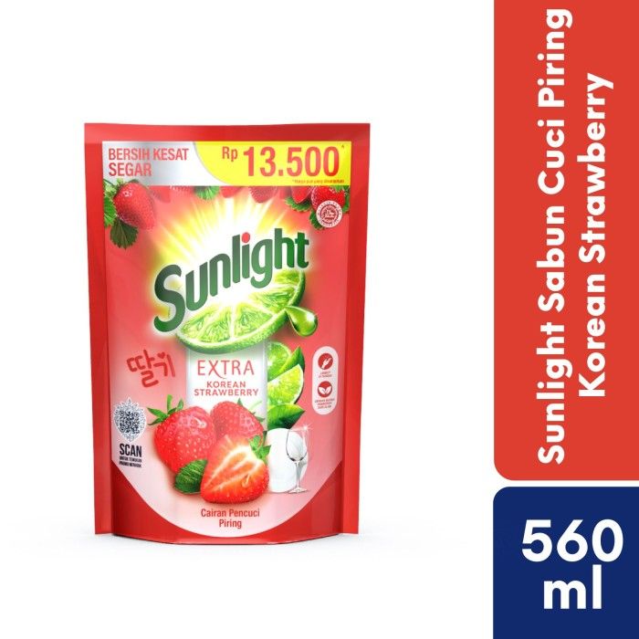 SUNLIGHT KOREAN STRAWBERRY PCH 560ML - 1