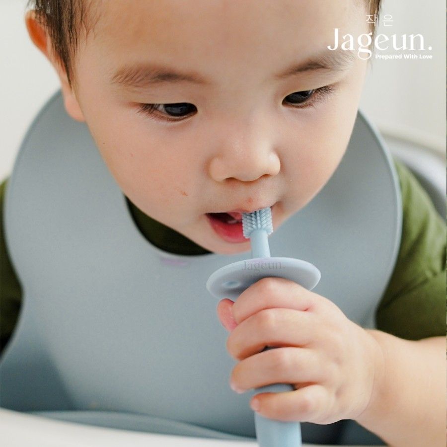 JAGEUN Silicone Baby Training Toothbrush | Sikat Gigi Bayi Silikon 360 Warna Hijau - 2
