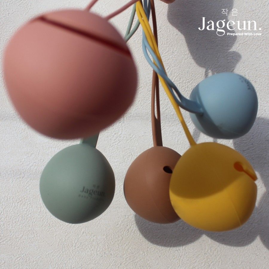 JAGEUN Premium Silicone Pacifier Case | Tempat Empeng Dot Pokeball Warna Hijau - 2