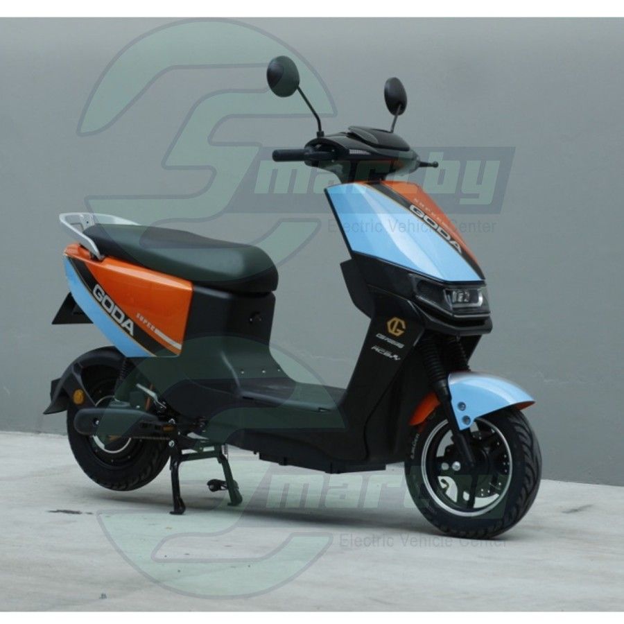 Sepeda Motor Listrik Goda Golden New Lion 200 Ban Tubeless 800 Watt - 2